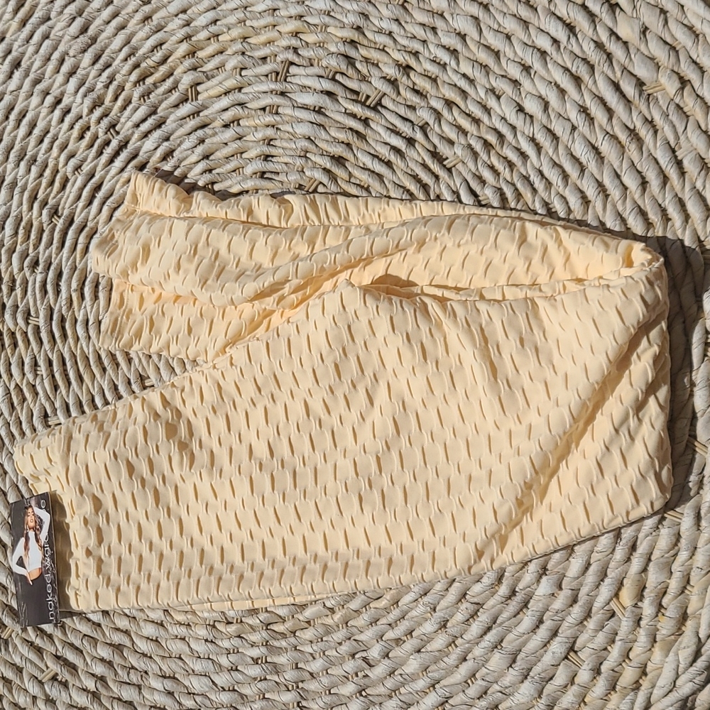 The Naked Wardrobe leggings🍯 - Picture 6 of 9